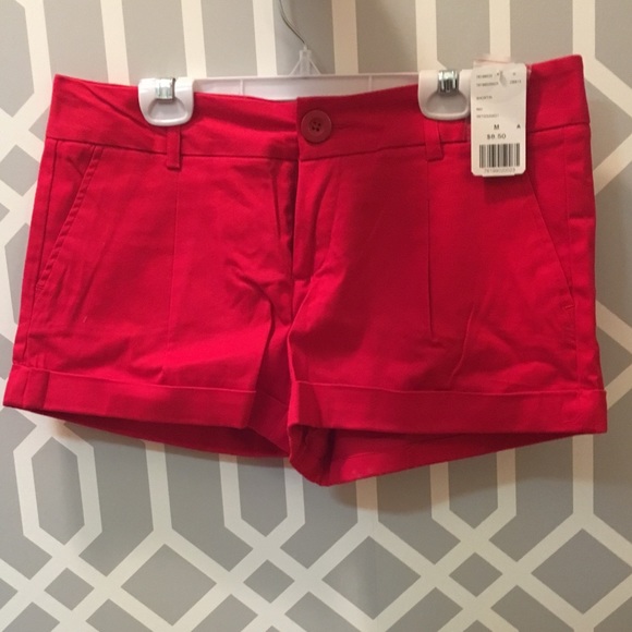 Women’s red shorts - Picture 1 of 1
